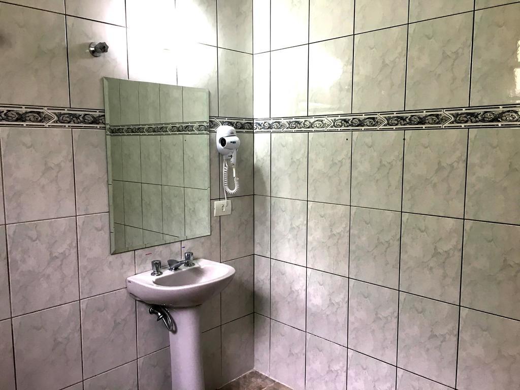 Hotel Holiday Sul Сао Паоло Екстериор снимка
